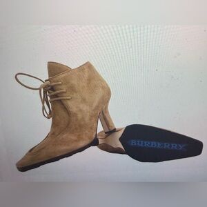 Burberry Beige Suede Heeled Boots, NWTS in box w/dust cover size sz 38.5=8/8.5